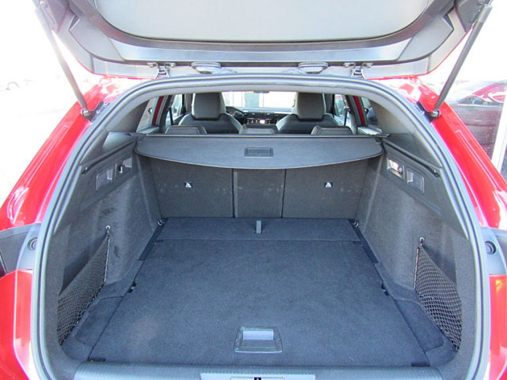 Peugeot 308 SW GT-Line Puretech AT8 MatrixLED R-Kamera