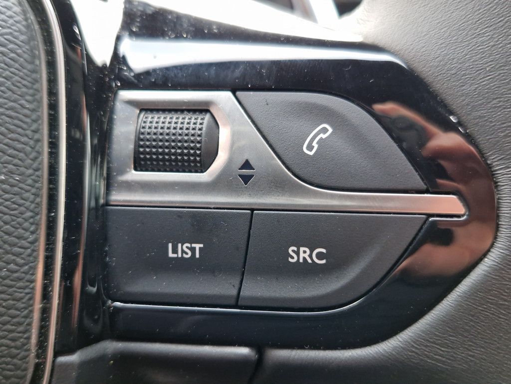 Peugeot 508 SW PureTech 130Allure AT LED Navi Kamera360