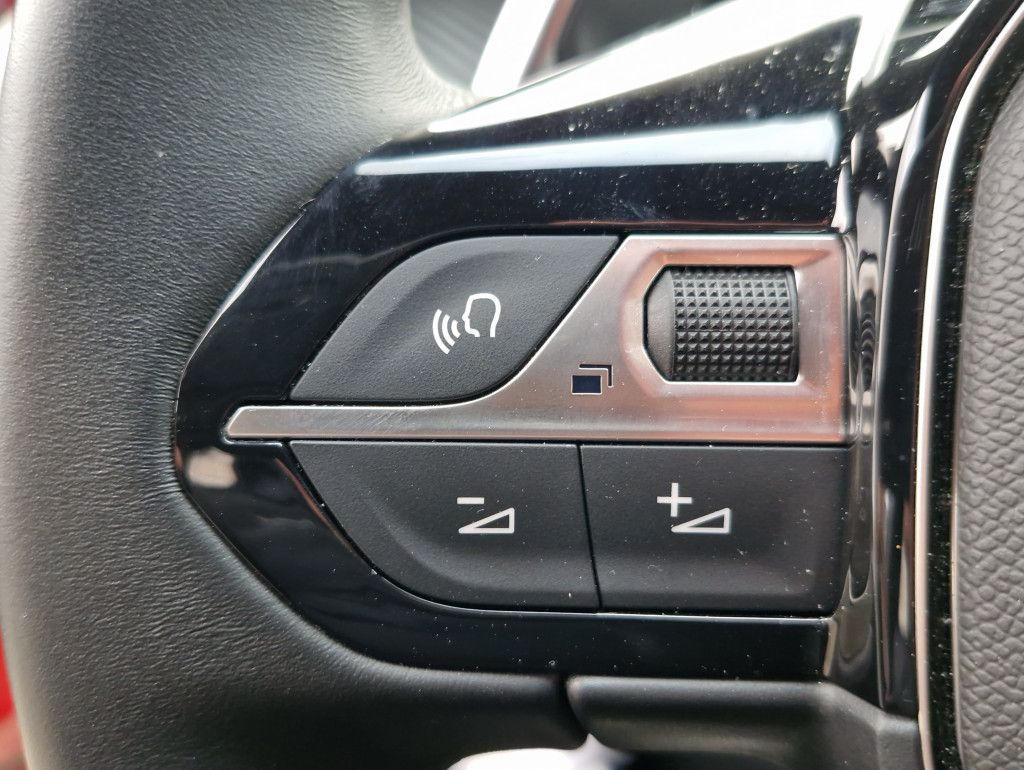 Peugeot 508 SW PureTech 130Allure AT LED Navi Kamera360