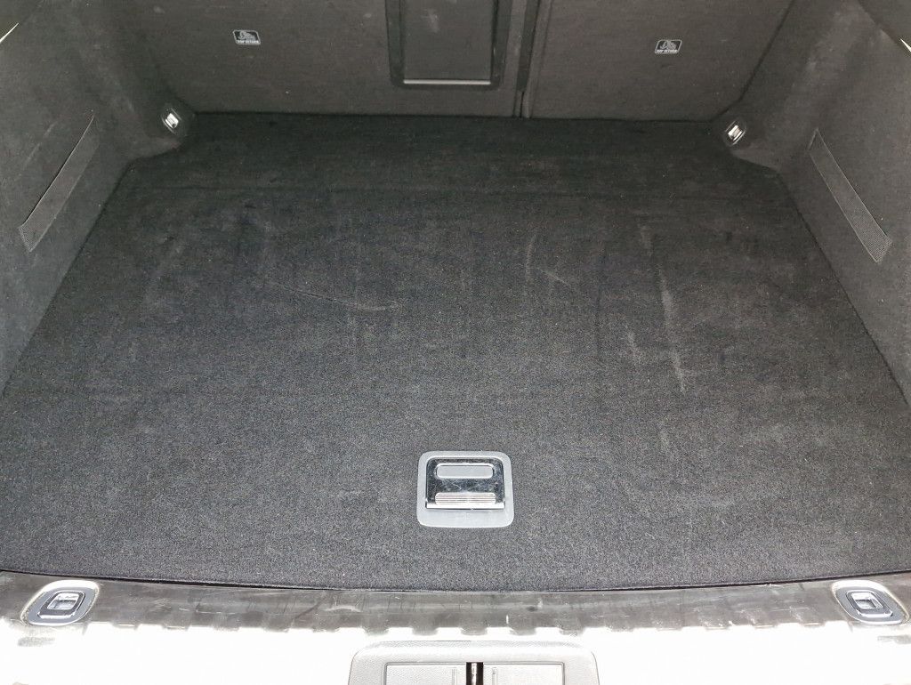 Peugeot 508 SW PureTech 130Allure AT LED Navi Kamera360