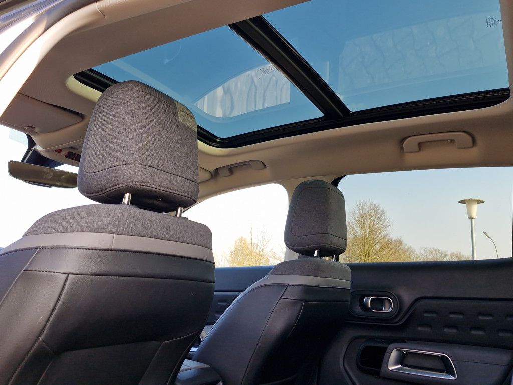 Citroën C5 Aircross PHEV 225 e-AT Shine Pack LED Pano Na