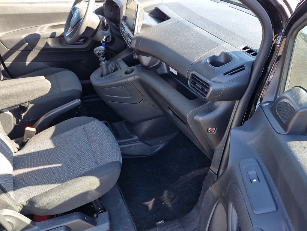 Opel Combo 1.5 D Cargo Doka XL SHZ PDC CarPlay Design