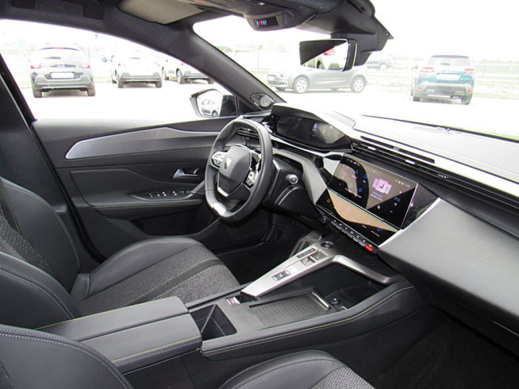 Peugeot 308 SW GT HDI AT8 Matrix-LED FOCAL-Sound 360-Kam