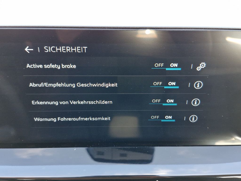 Citroën C4 PureTech 130 Plus AT LED Kamera PDC CarPlay A