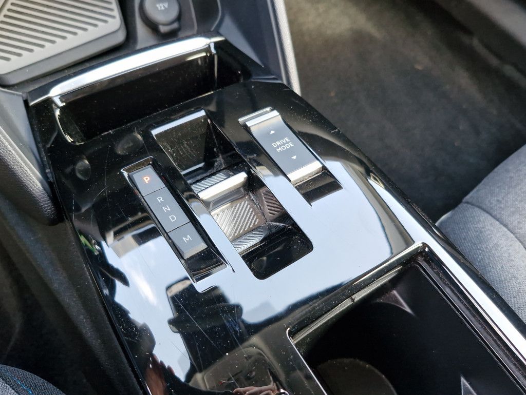 Citroën C4 PureTech 130 Plus AT LED Kamera PDC CarPlay A