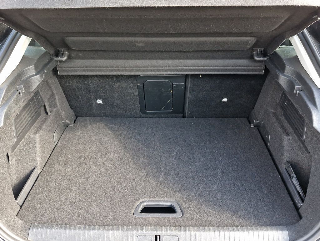 Citroën C4 PureTech 130 Plus AT LED Kamera PDC CarPlay A