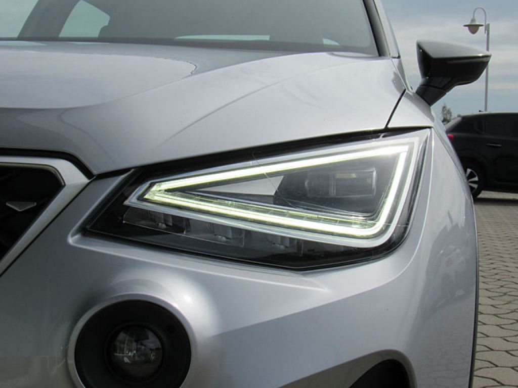 Seat Arona 1.0 TSI Xperience DSG LED-Licht Sitzhzg PD