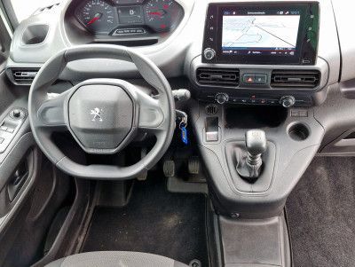 Peugeot Partner Premium L2 Klima AHK SHZ PDC