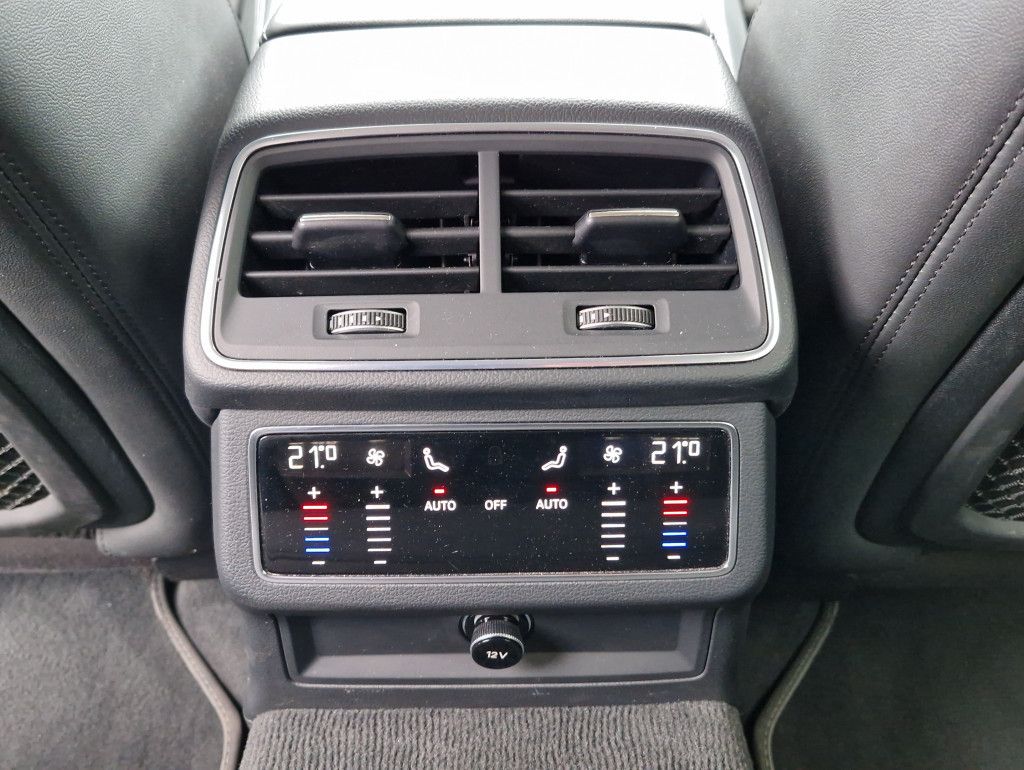 Audi S6 Avant 3.0 TDI quattro S tronic Luft HUD Kamer