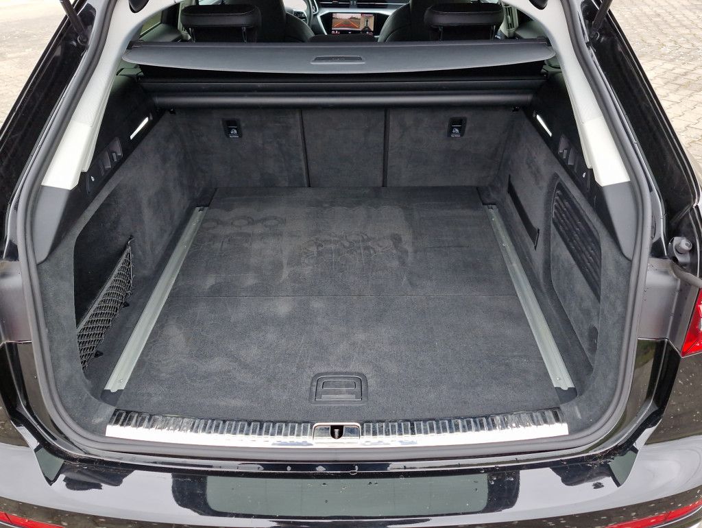 Audi S6 Avant 3.0 TDI quattro S tronic Luft HUD Kamer