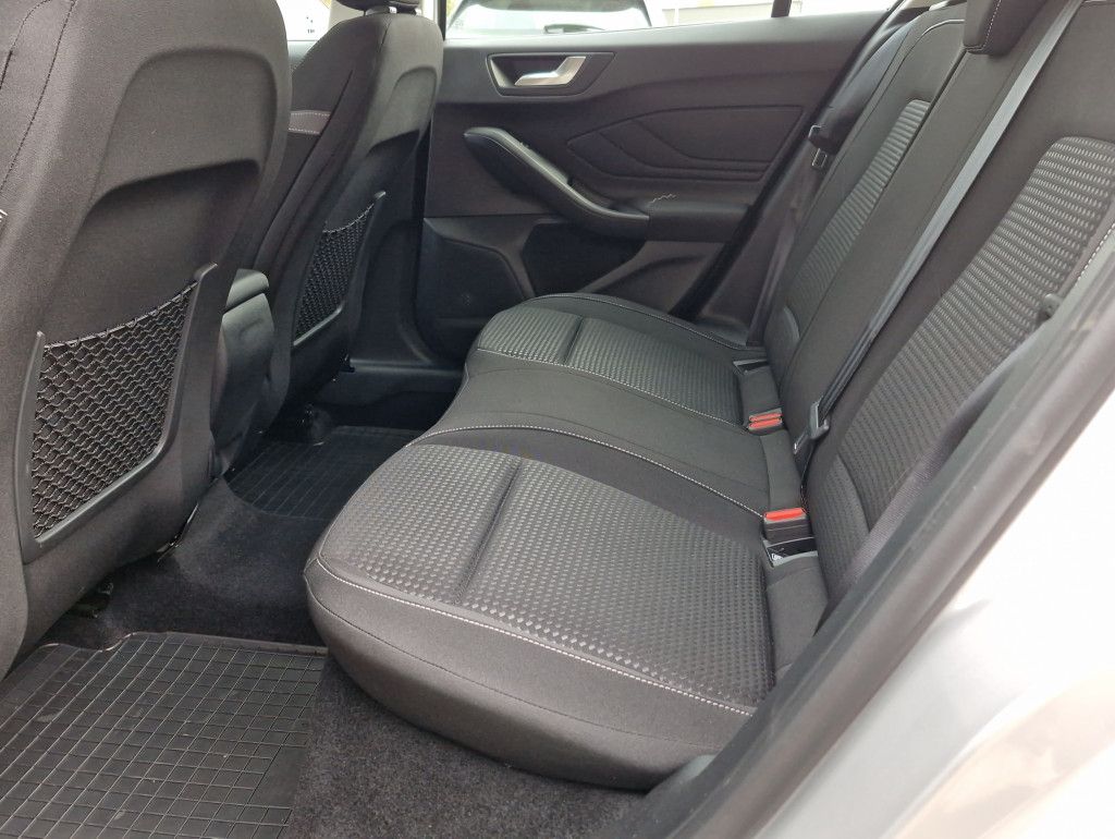 Ford Focus Turnier 1.5 EcoBlue Cool&Connect Navi Kame