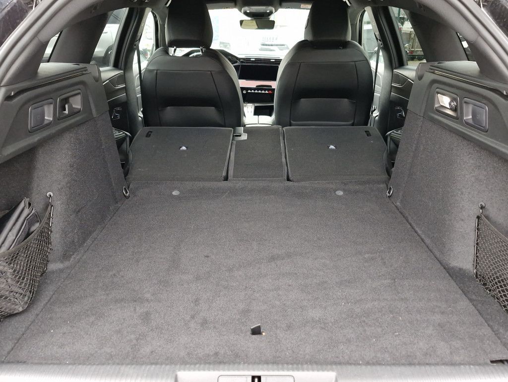 Peugeot 308 SW PureTech 130 GT AT LED Navi Kamera PDC To