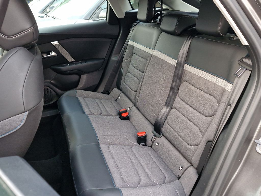 Citroën C4 PureTech 130 Plus AT LED Navi Kamera SHZ PDC