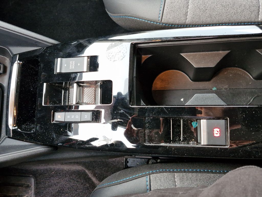 Citroën C4 PureTech 130 Plus AT LED Navi Kamera SHZ PDC