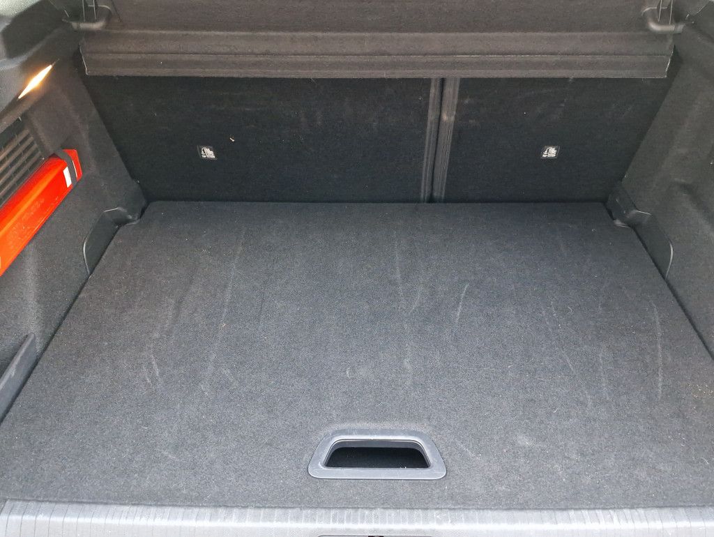 Citroën C4 PureTech 130 Plus AT LED Navi Kamera SHZ PDC