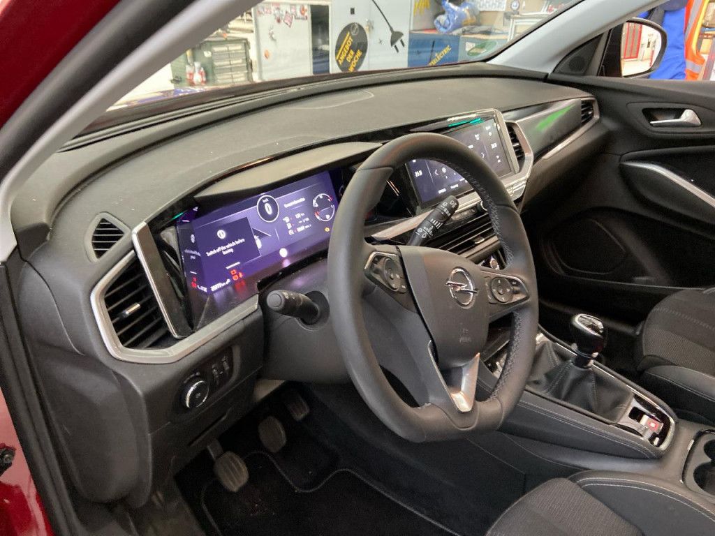 Opel Grandland 1.2 Turbo GS Line LED Navi Kamera SHZ