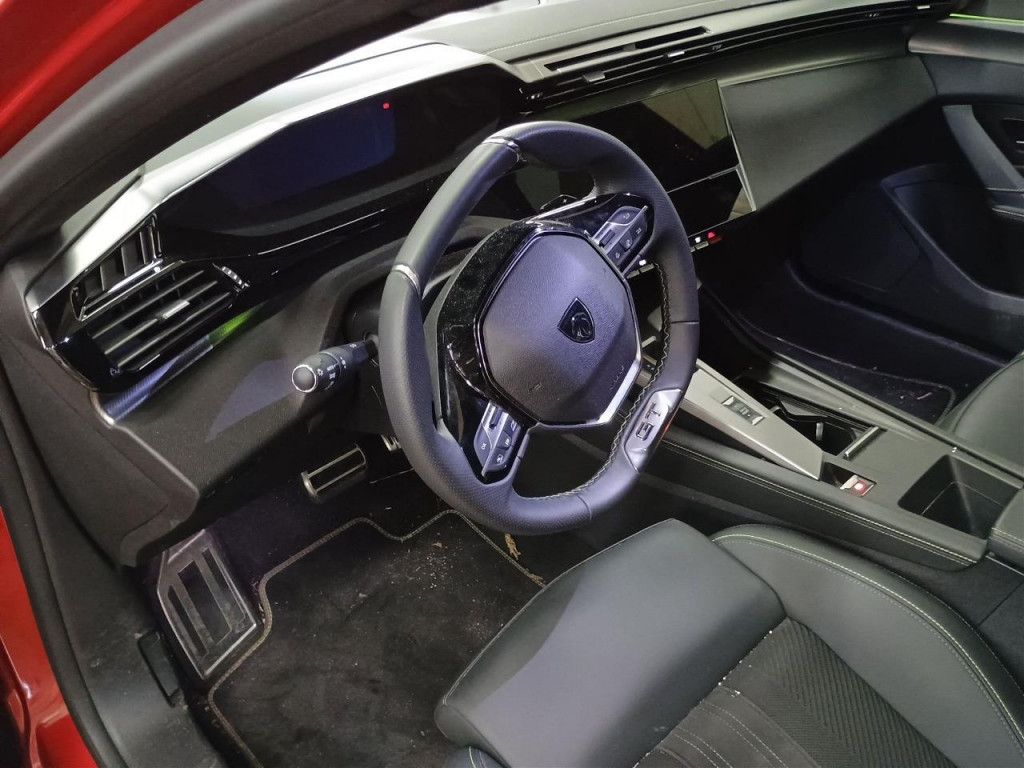 Peugeot 308 SW GT AT MatrixLED FOCAL-Sound 360-Kamera SH