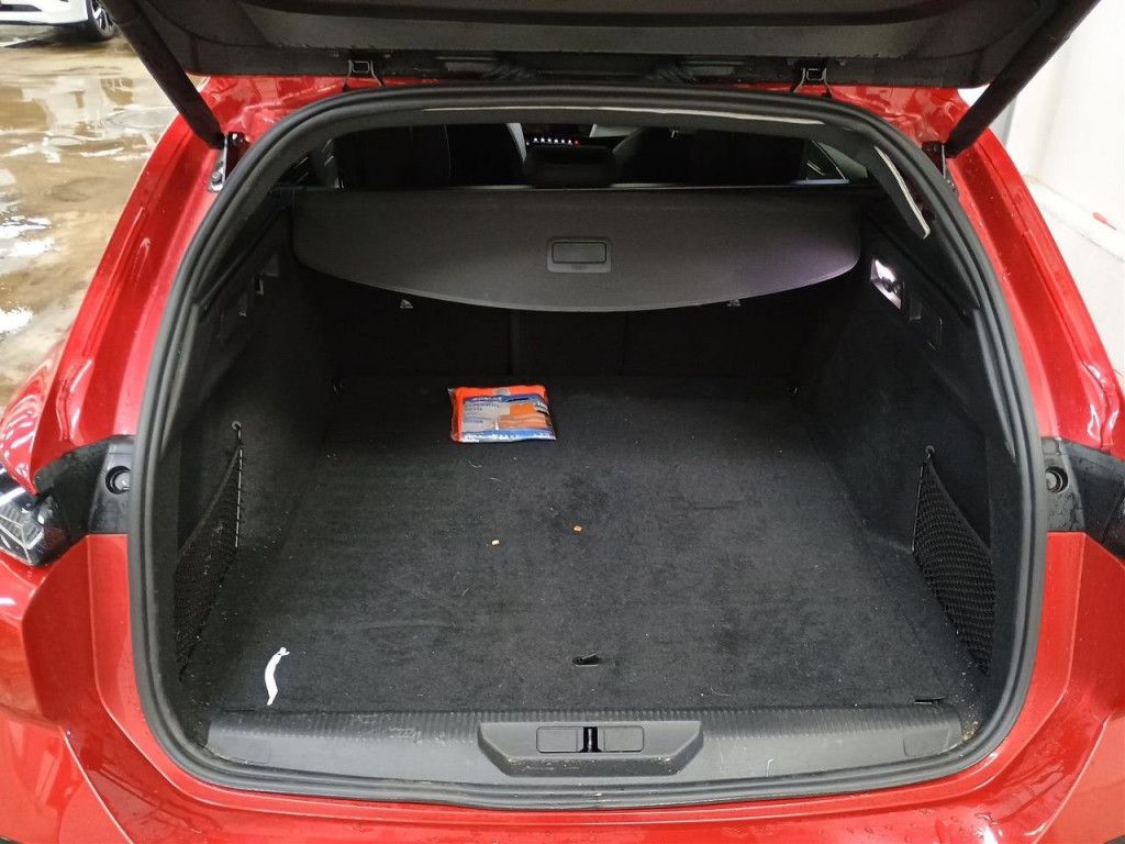 Peugeot 308 SW GT AT MatrixLED FOCAL-Sound 360-Kamera SH