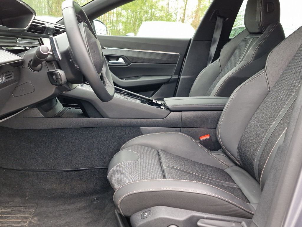 Peugeot 508 SW PureTech 130Allure AT LED Navi Kamera360