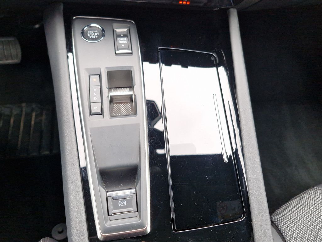 Peugeot 508 SW PureTech 130Allure AT LED Navi Kamera360