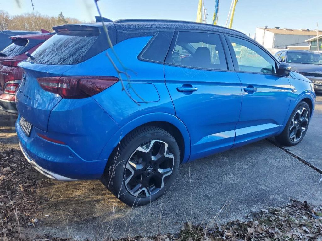 Opel Grandland 1.6 PHEV Ultimate AT8 Navi Kamera 360