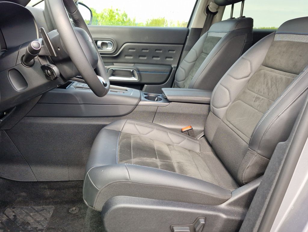 Citroën C5 Aircross PureTech 130 Max AT LED Navi Kamera