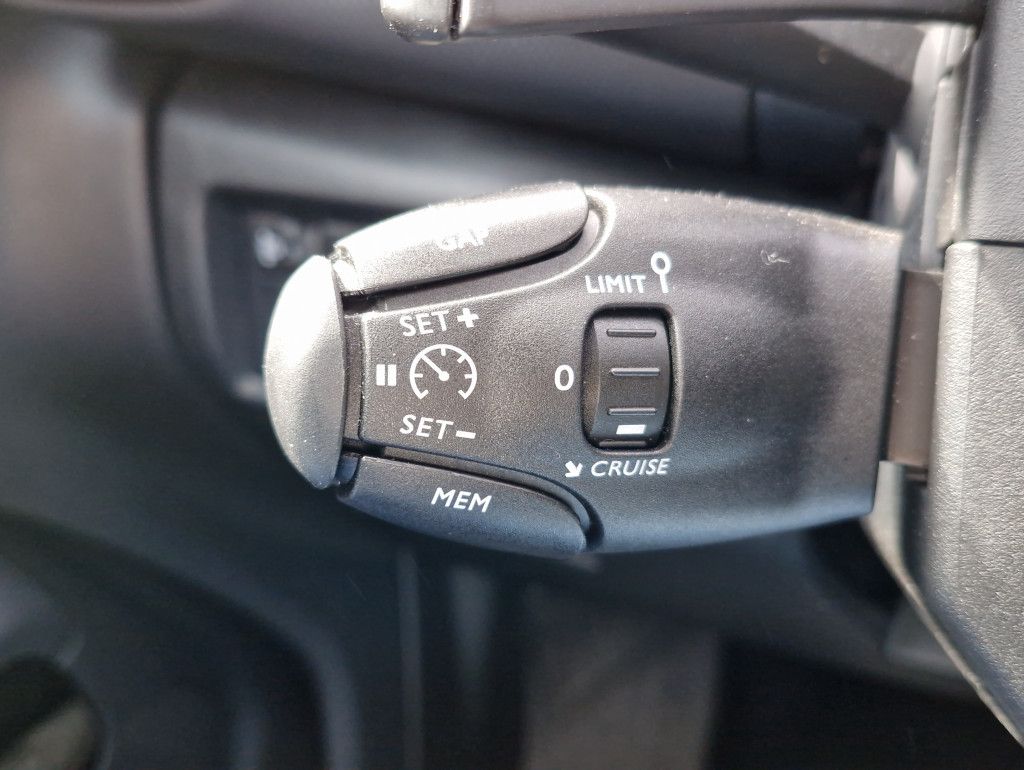 Citroën C5 Aircross PureTech 130 Max AT LED Navi Kamera