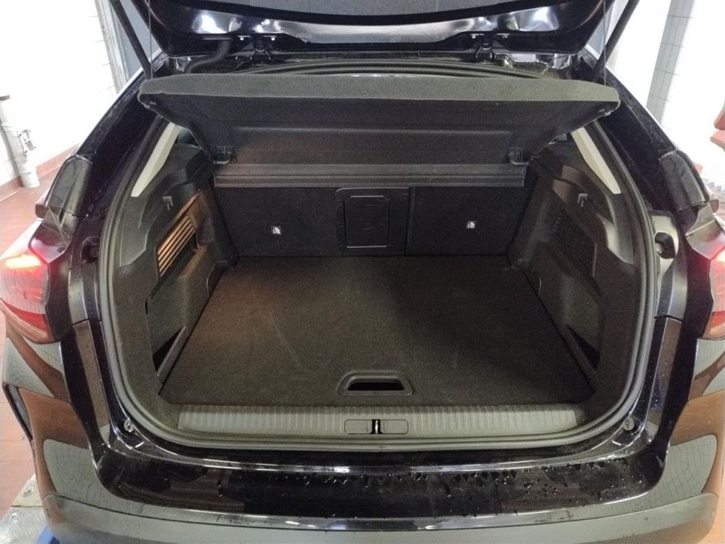 Citroën C4 PureTech 130 AT Max LED Navi Kamera 360 HeadU