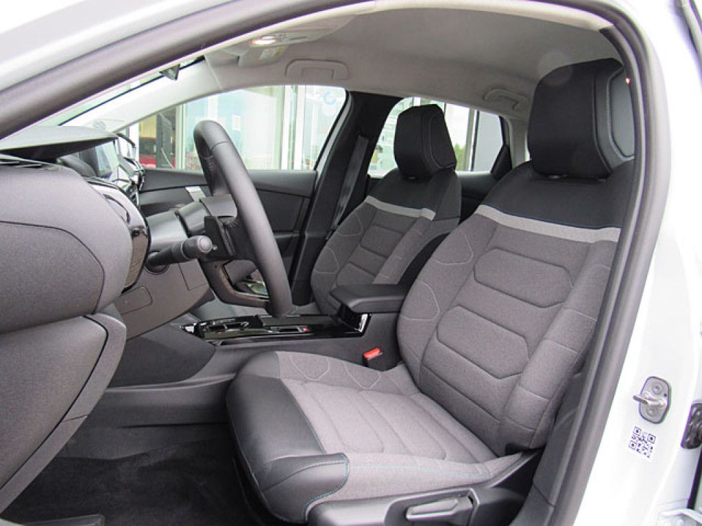Citroën C4 Plus HDi 130 AT8 LED-Licht Navi R-Kamera Sitz