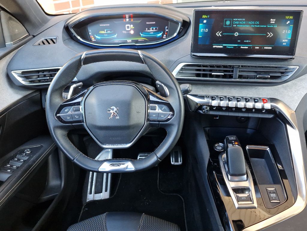 Peugeot 3008 PHEV 225 e-AT GT LED Pano Navi Kamera SHZ A