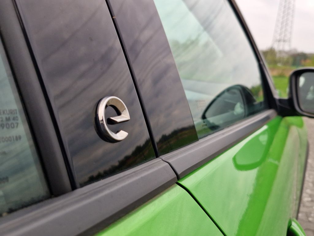 Opel Mokka -e AT LED ACC Keyless Alu