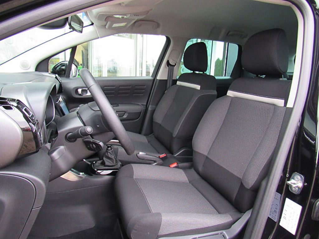 Citroën C3 Aircross Plus PureTech AT6 LED-Licht Navi PDC