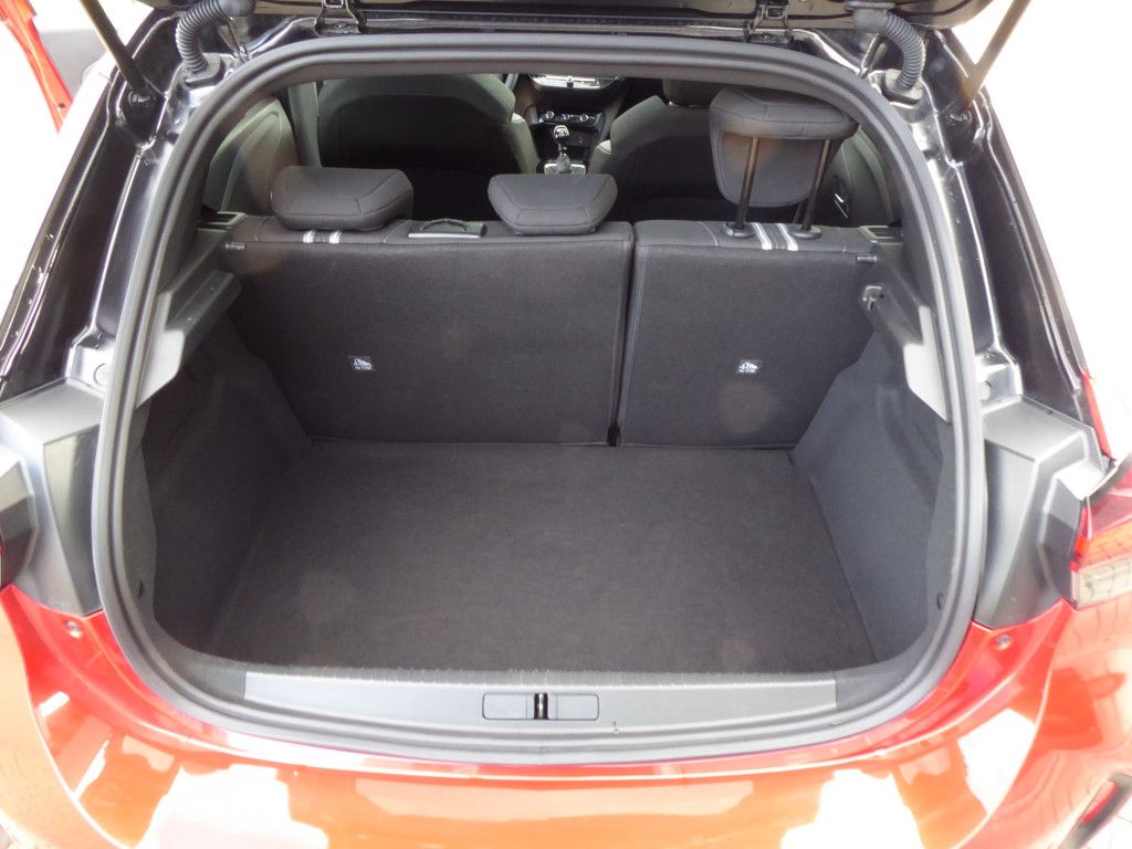 Opel Corsa 1.2 Turbo GS LED Navi Kamera Panorama
