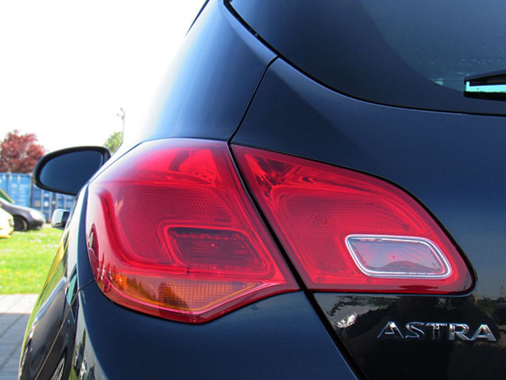 Opel Astra 1.4 Turbo Style Klimaautom Sitzhzg PDC