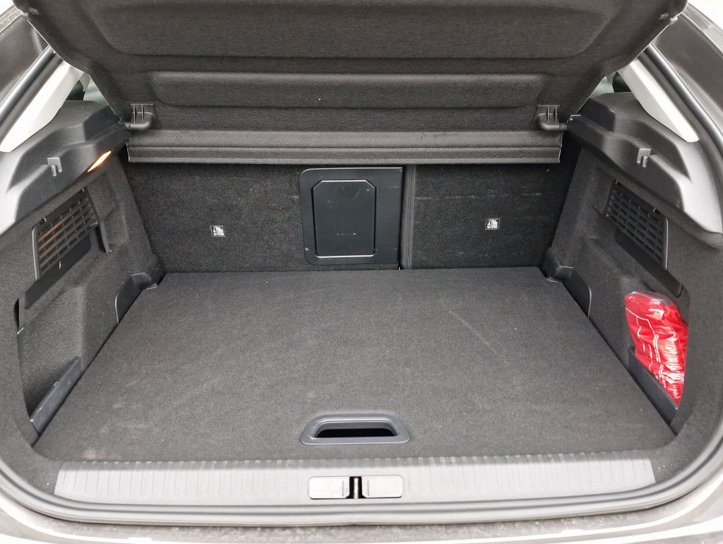 Citroën C4 PureTech 130 Shine Navi LED Kamera SHZ HeadUP