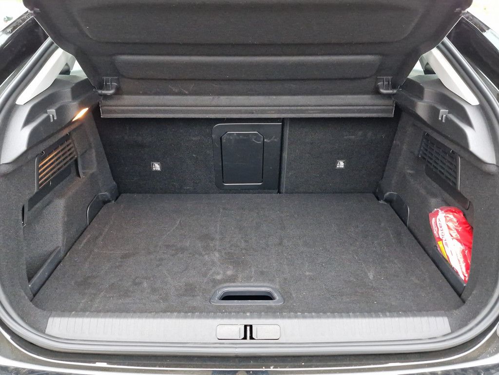 Citroën C4 PureTech 130 Plus AT LED Navi Kamera Keyless