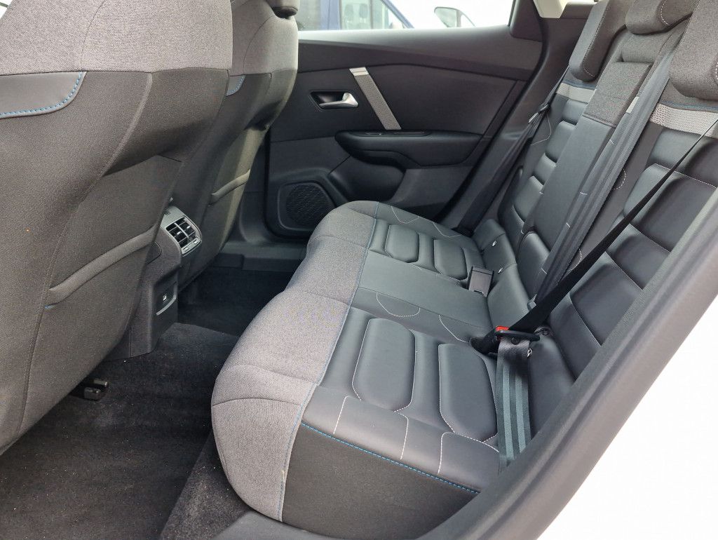 Citroën C4 Plus PureTech 130 AT LED Navi Kamera PDC Keyl