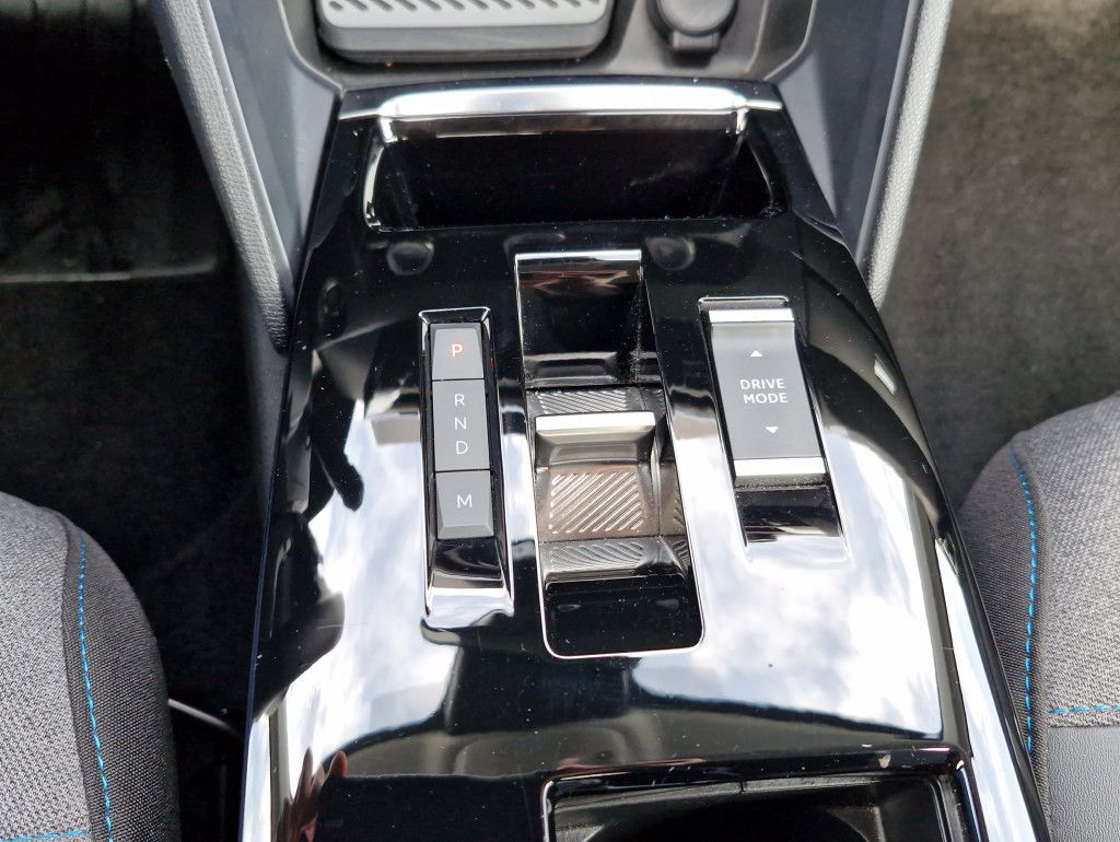 Citroën C4 Plus PureTech 130 AT LED Navi Kamera PDC Keyl