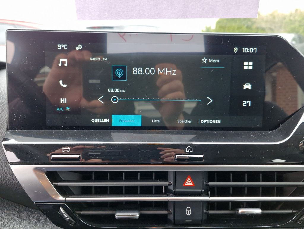 Citroën C4 PureTech 130 Plus AT LED Navi kamera SHZ PDC