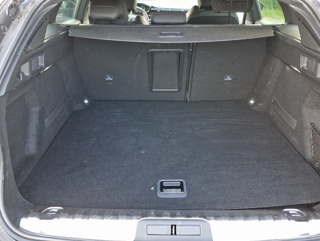 Peugeot 508 SW PHEV 225 e-AT Allure LED Navi Kamera 360