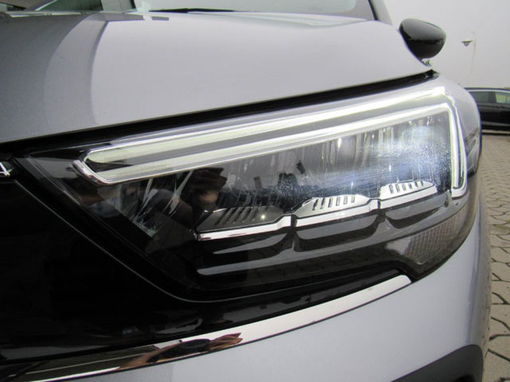 Opel Crossland 1.2 Turbo Elegance LED-Licht NAVI Sitz