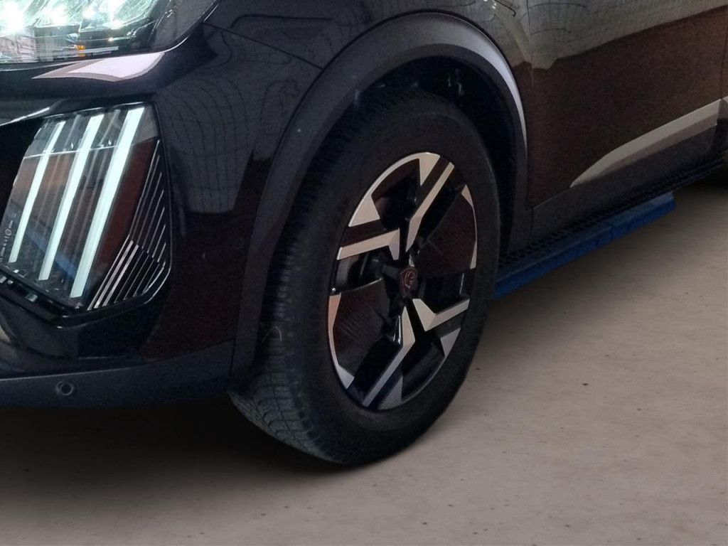 Peugeot 2008 PureTech 130 Allure AT LED Navi Kamera 360