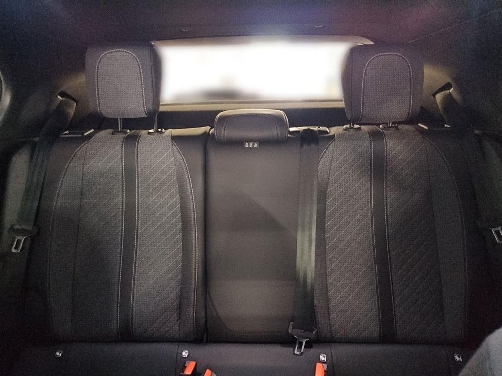 Peugeot 2008 PureTech 130 Allure AT LED Navi Kamera 360