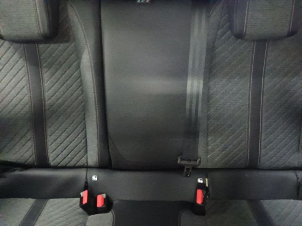Peugeot 2008 PureTech 130 Allure AT LED Navi Kamera 360
