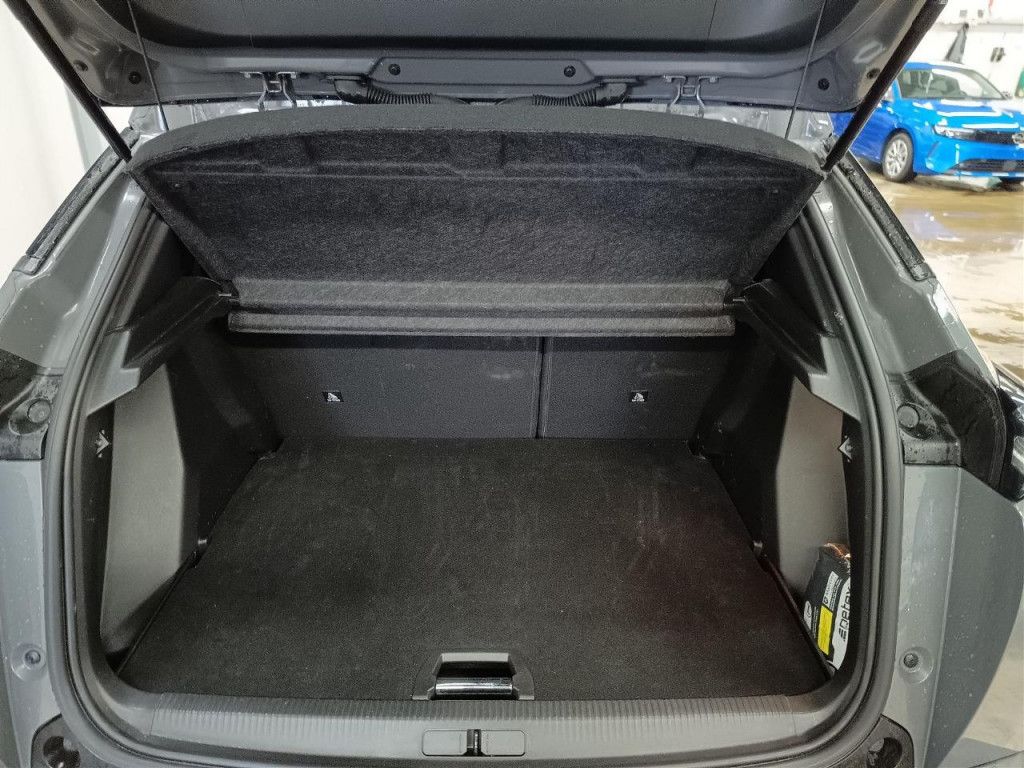 Peugeot 2008 PureTech 130 Allure AT LED Navi Kamera 360