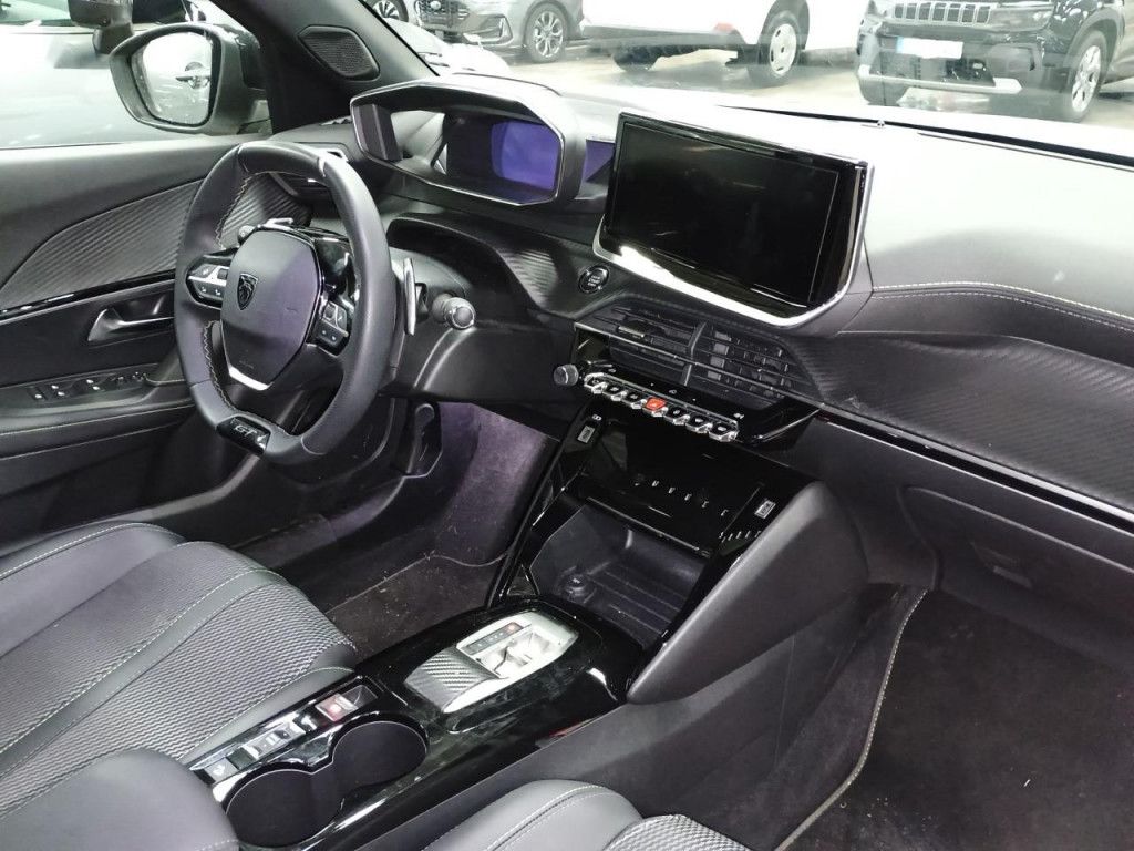Peugeot 2008 PureTech 130 GT AT LED Navi Kamera360 PDC A