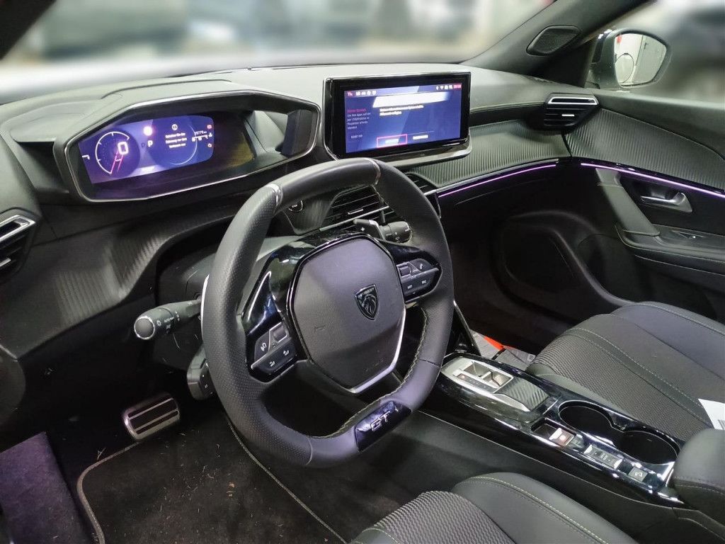 Peugeot 2008 PureTech 130 GT AT LED Navi Kamera360 PDC A