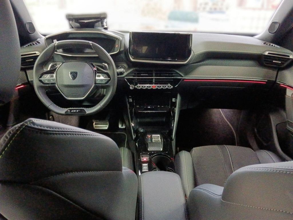 Peugeot 2008 PureTech 130 GT AT LED Navi Kamera360 PDC A