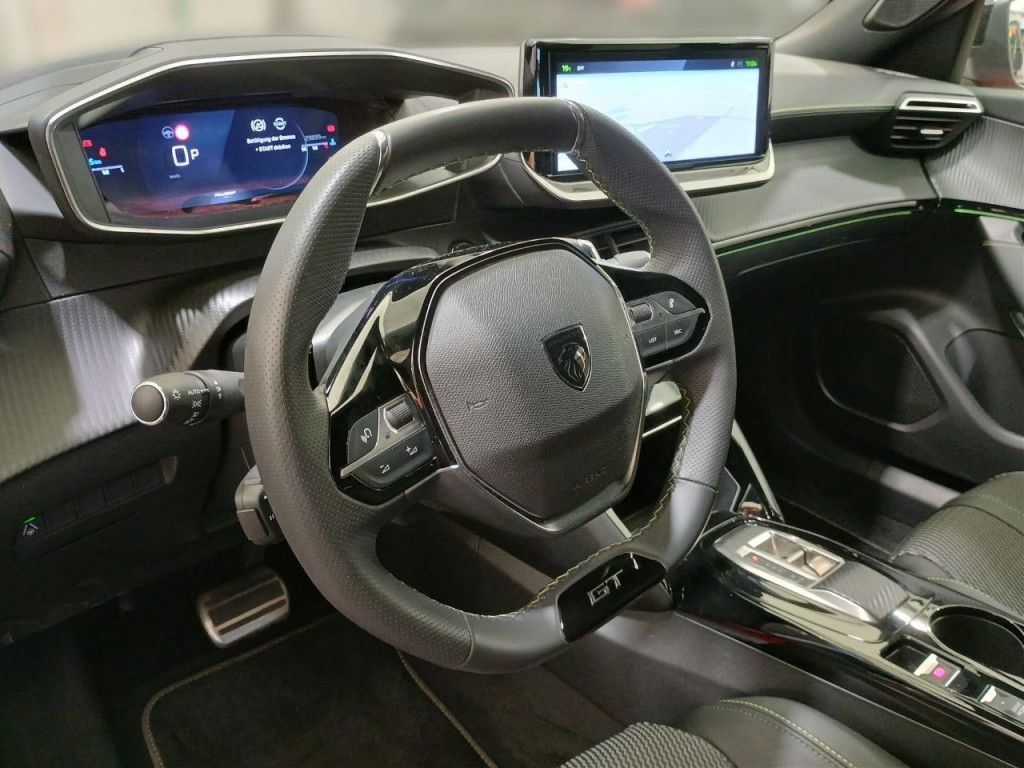 Peugeot 2008 PureTech 130 GT AT LED Navi Kamera360 PDC A