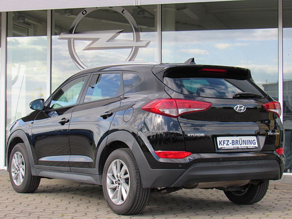 Hyundai Tucson 1.6 blue Advantage  NAVI Sitzhzg R-Kamera